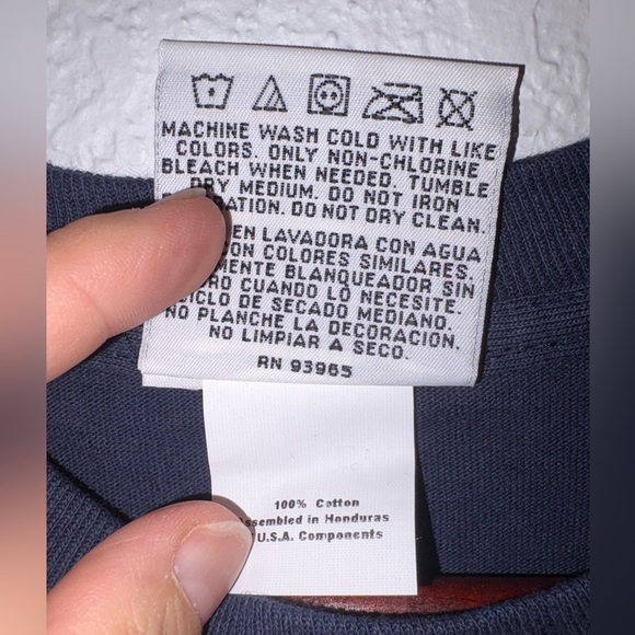 NWOT  NASCAR Jimmi Johnson #48 tee size L - Picture 5 of 5